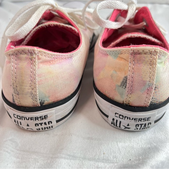 Converse Chuck Taylor Low Top Floral Multicolor Sneakers Women’s Size 8 - Picture 7 of 10